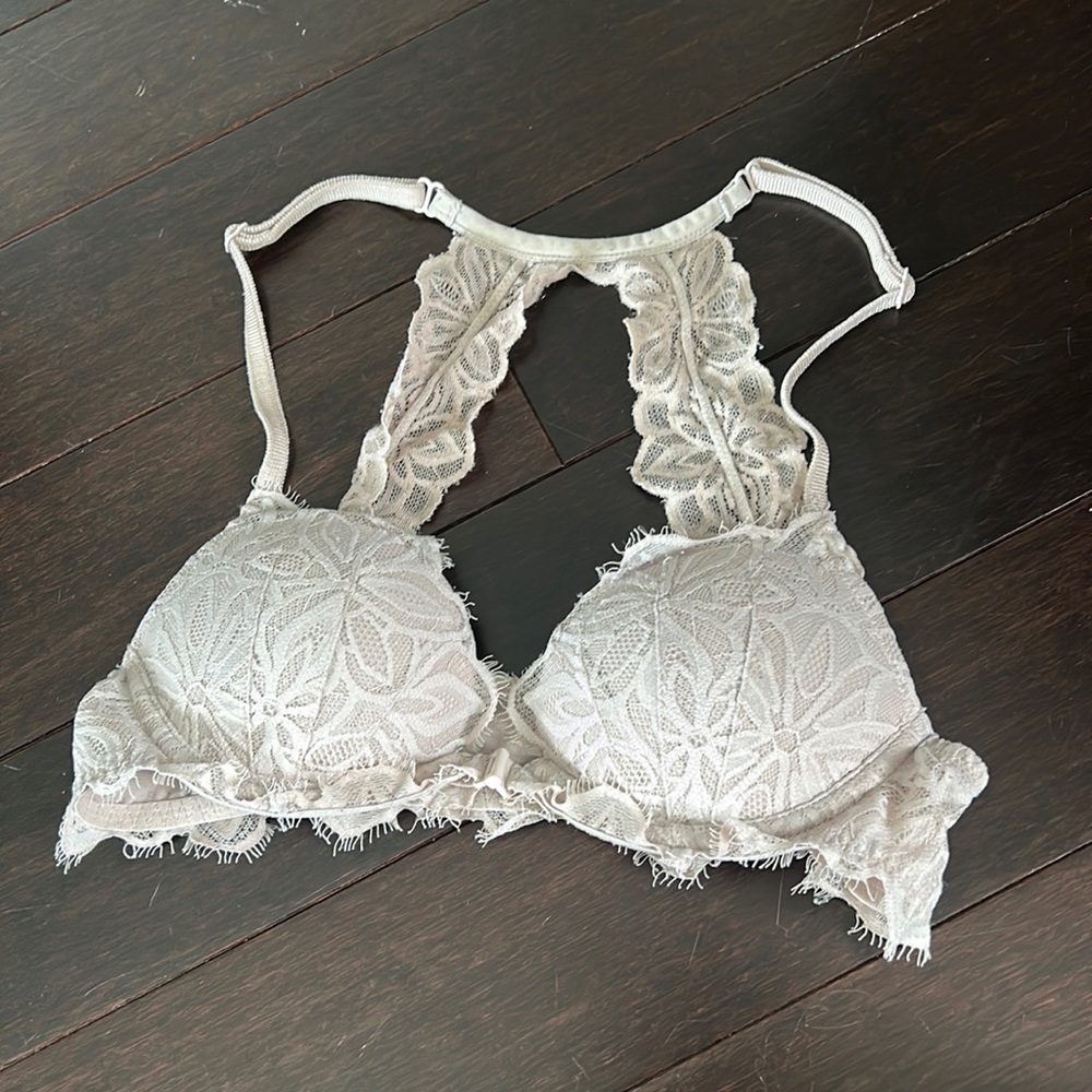 PINK Victoria’s Secret Date racerback bra. Size 32A